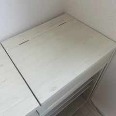 【無料】ドレッサーデスクの画像