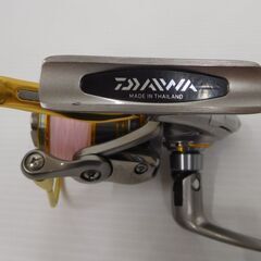 送料無料 DAIWA ダイワ スピニングリール 13 プレイソ 2500HLBD 中古囗T巛の画像