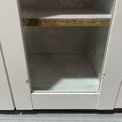 (無料）食器棚の画像
