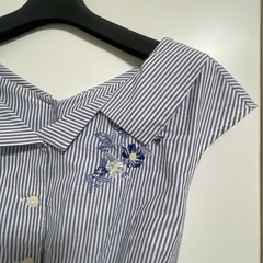 新品タグ付き未着用♡LAISSE PASSEのストライプ柄ワンピースです☺️の画像