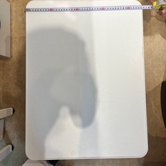 1〜2人サイズ　折りたたみテーブルの画像