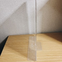 急ぎで売りたい‼️飛沫防止スタンドの画像
