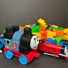 ⭐️トーマスブロックセット🚂😊+おまけプラレールトーマス⭐️Dの画像