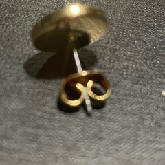 MARC BY MARCJACOBS(マークジェイコブス)ピアス片方の画像