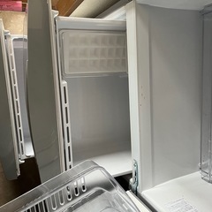 3ドア冷蔵庫の画像