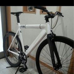 LEAER BIKE 735 ■カラー: ホワイト ■サイズ: Lの画像