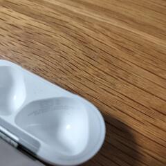 【早い者勝ち】AirPods 第4世代 充電ケースのみ ノイキャン付 A3059の画像