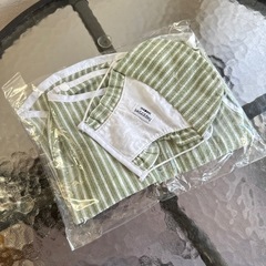 ٩( ᐛ )و⭐︎新品　ワンちゃん用帽子とお洋服　の画像