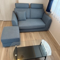 ソファー、テーブルセットの画像