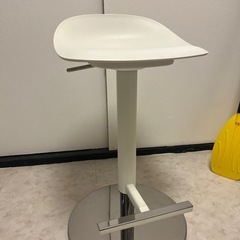 カウンターチェアの画像