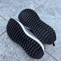 ハイカットスニーカーの画像