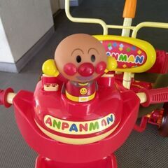 アンパンマン三輪車 配達無料の画像