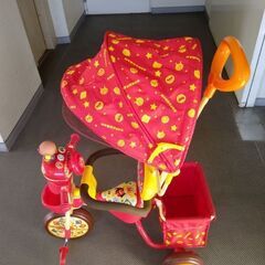 アンパンマン三輪車 配達無料の画像