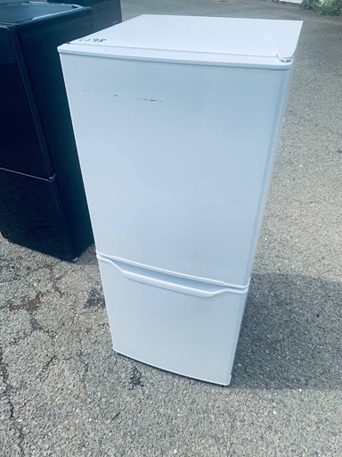 大阪送料無料★3か月保障付き★冷蔵庫★2021年★YFR-D111★R-13 大阪送料無料☆3か月保障付き☆冷蔵庫☆2021年☆YFR-D111☆R-13 大阪