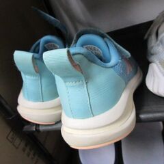 リサイクル　adidas　スニーカー　サイズ　20の画像