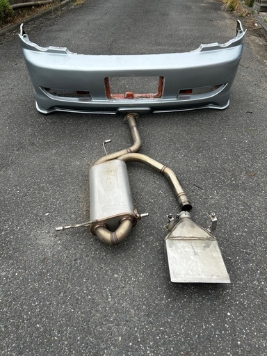 インプレッサ GG スポーツワゴン リアバンパーとセンターマフラー