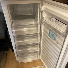 AQUA 2023年式　冷凍庫の画像