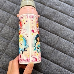 プリンセス水筒の画像