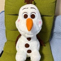 ディズニー　
ぬいぐるみ　オラフ　子供用品　　飾りの画像