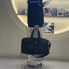 新品PRADA ボストンバッグ ブラック 三角ロゴ テスートナイロン 大容量の画像