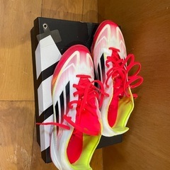 adidasサッカーシューズの画像