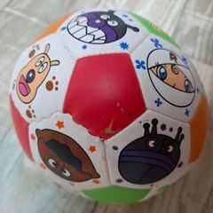 現行品キャラクターいっぱいアンパンマンのボールの画像