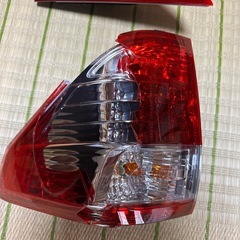 アルファード20系テールランプの画像
