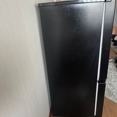 黒　冷蔵庫　2ドアの画像