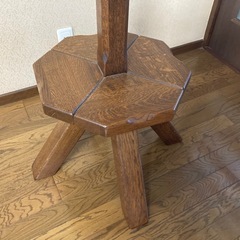 値下げしました　アンティーク回転ハンガーラックの画像