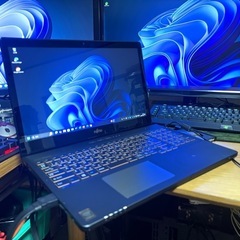 ノートパソコン 富士通 LIFEBOOK  Windows11 24H2  CPU i7-4712HQ メモリ8GB SSD240GB Office2021 Blu-ray タッチパネルの画像