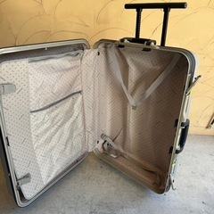 高級スーツケース　旅行用にいかがでしょうの画像