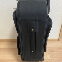 キャリーケース　スーツケースの画像