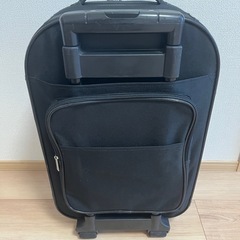 キャリーケース　スーツケースの画像