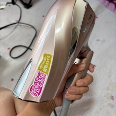 ドライヤー、ストレートアイロン
の画像