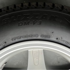 ブリヂストンDM-V3 175/80/R16 16インチ ホイール付き4本セットの画像