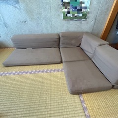 ソファの画像