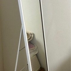 スタンドミラーの画像