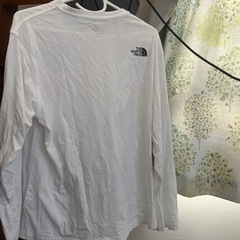 ノースフェイス長袖Tシャツ XLサイズの画像