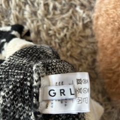 GRL ゼブラ柄ニットセーター Vネック ギャル系の画像