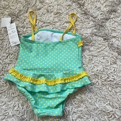 【新品未使用】とっても可愛いベビー水着♡ 95水玉 ドット リボン フリル ワンピースの画像