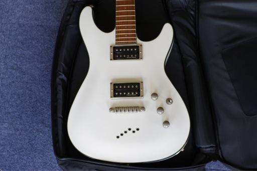 Ibanez SZ320EX ホワイト Duncan PU (ノブ) 宮崎神宮の弦楽器