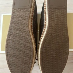 マイケルコース新品パンプスの画像