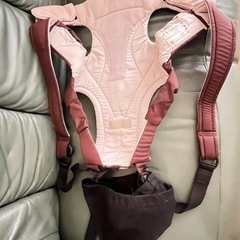 （お取引中）ニンナナンナの抱っこ紐の画像