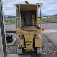移動式高所作業車の画像