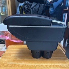 ジムニーjb64 肘掛けコンソールの画像