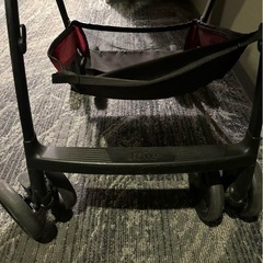 Joie レッド ベビーカー ハーネス付きの画像
