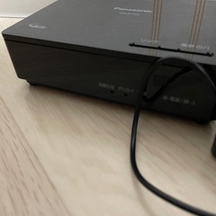 【美品】Panasonic プライベート・ビエラ UN-19CF10-K ポータブルテレビ 19V型の画像
