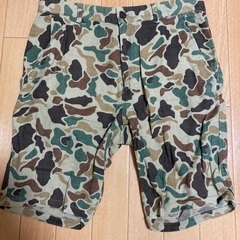 半ズボンの画像