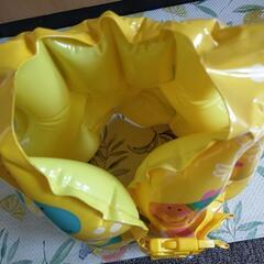 幼児用ライフジャケット。救命胴衣プール用品②の画像