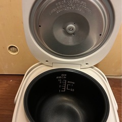 炊飯ジャーBK-R17（ニトリ）の画像